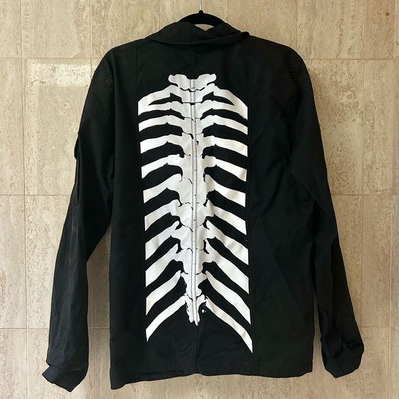 PLEASURES Lightweight Ribcage Jacket (Medium) - Black - Picture 2 of 7